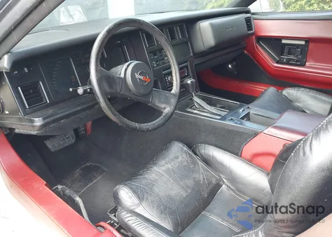 1985 Chevrolet Corvette from USA, damaged, VIN 1G1YY0787F5124214